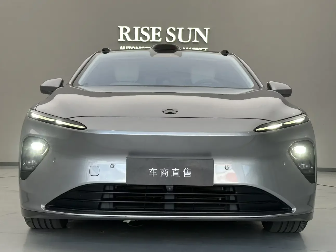 NIO ET7
