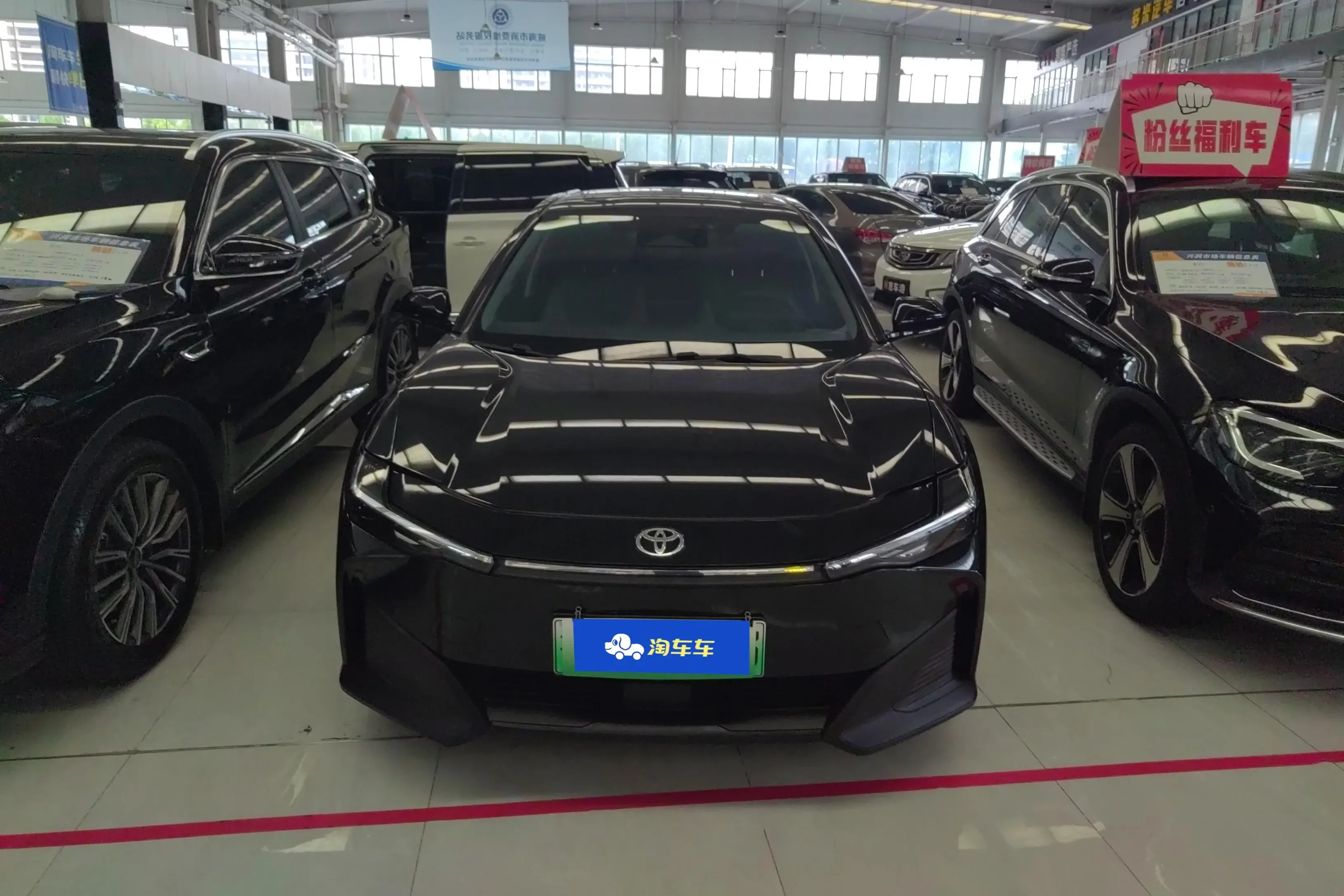Toyota bZ3  из Китая