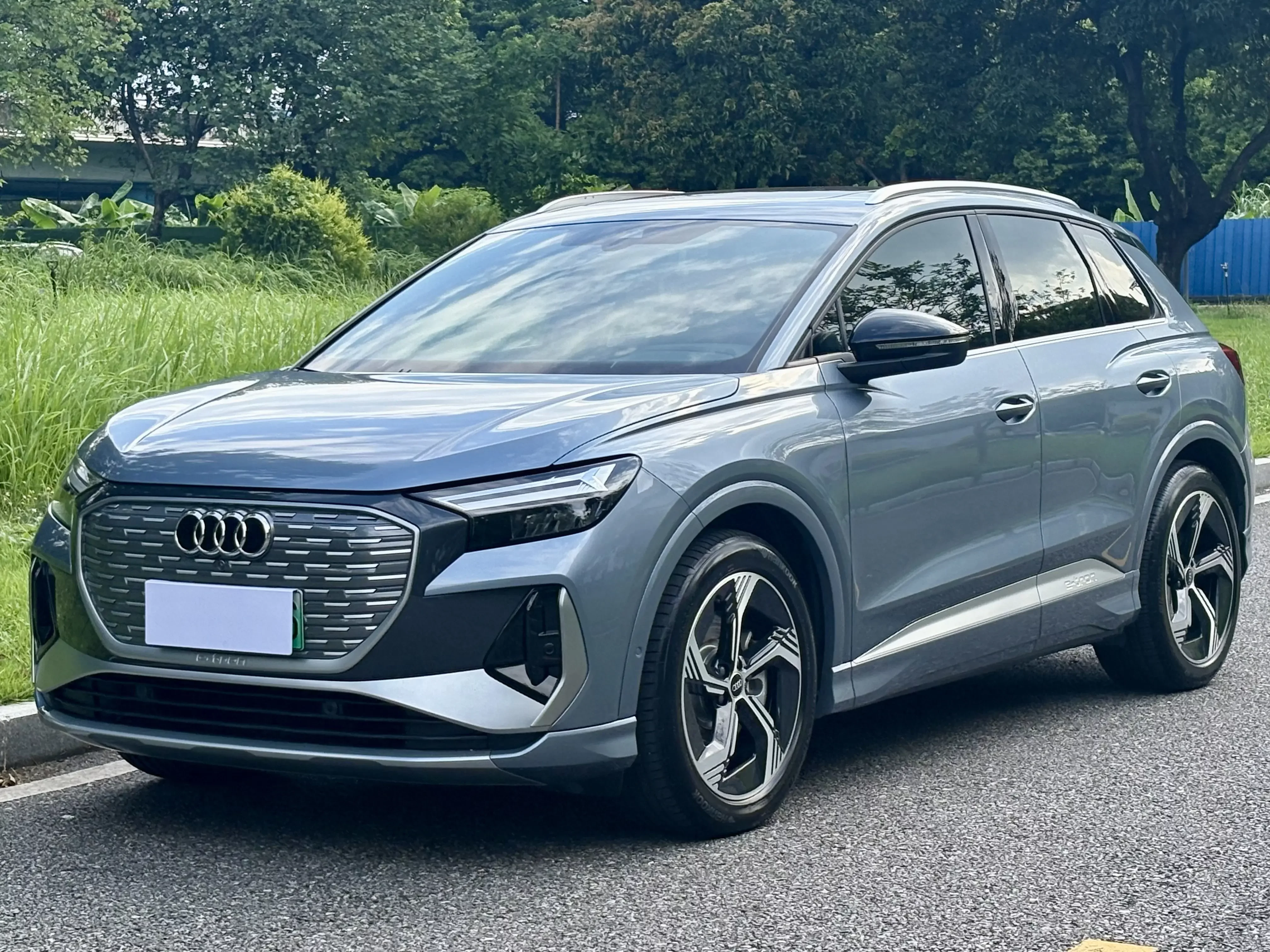 Audi Q4 e-tron 2023