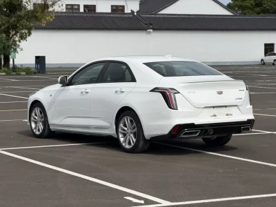 Cadillac CT4