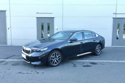 BMW i5