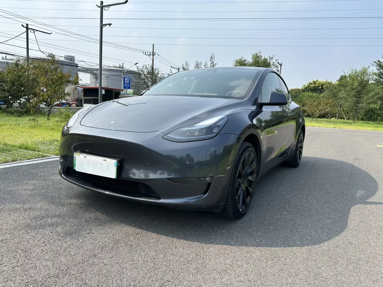 Tesla Model Y 2023