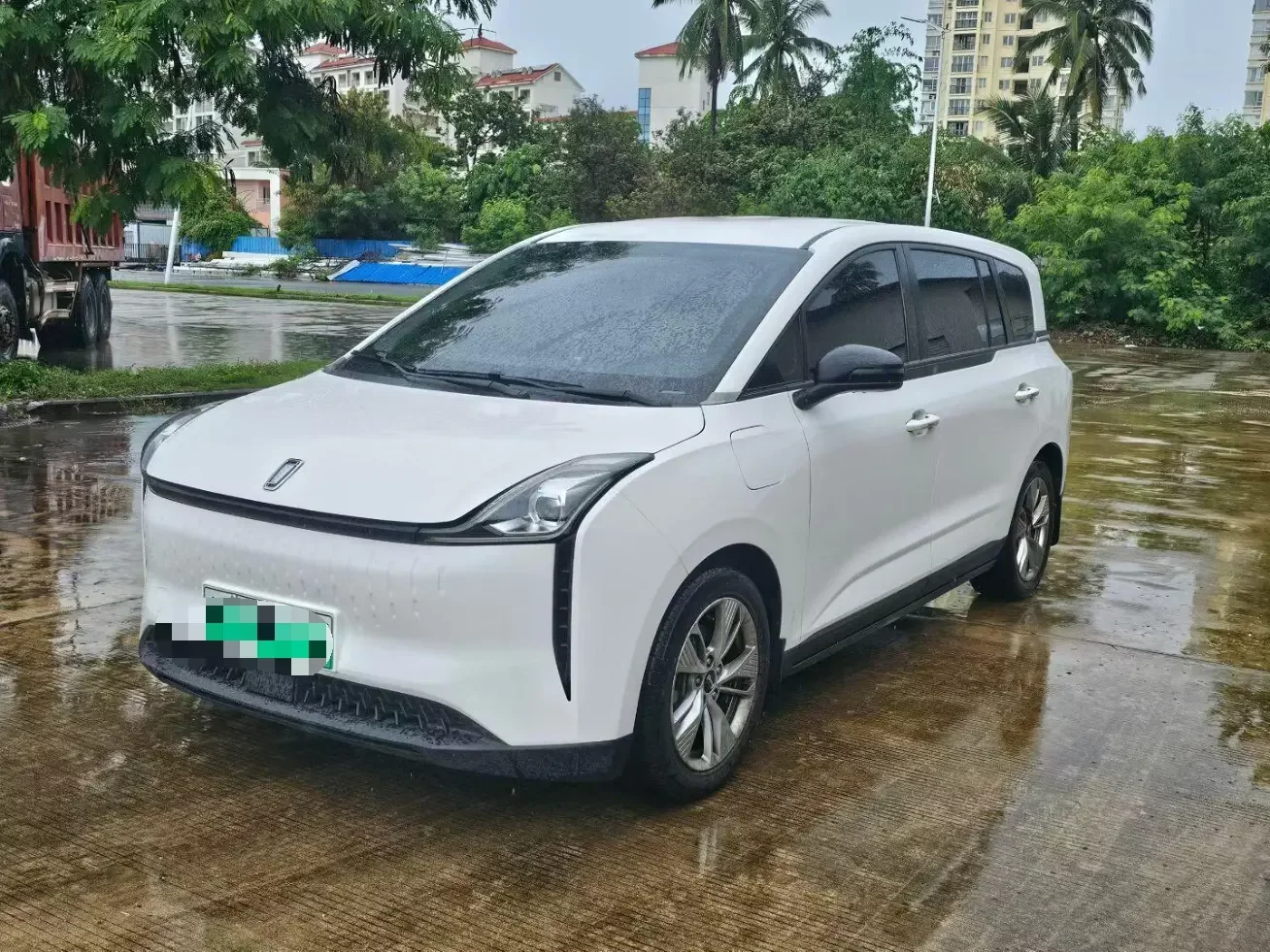 FAW Bestune NAT (Besturn NAT)  из Китая