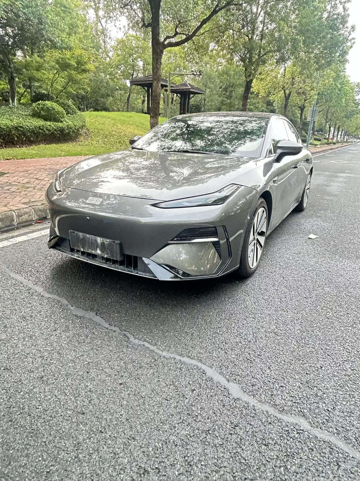 Geely Galaxy E8
