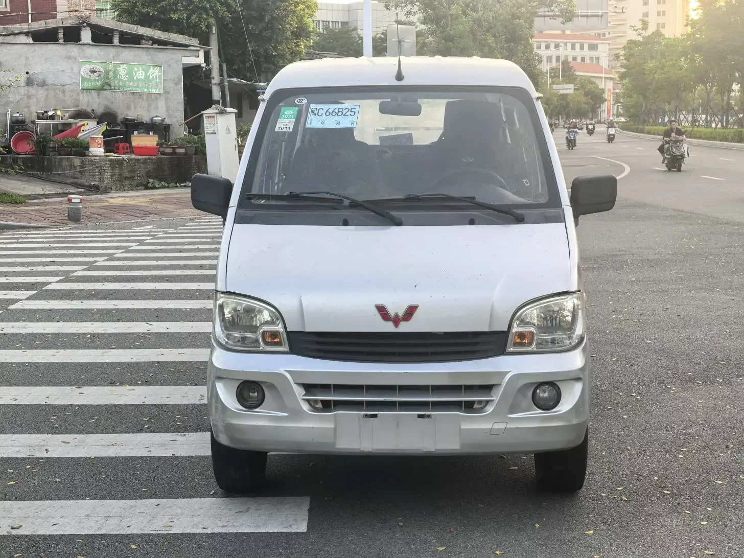 Wuling light  из Китая