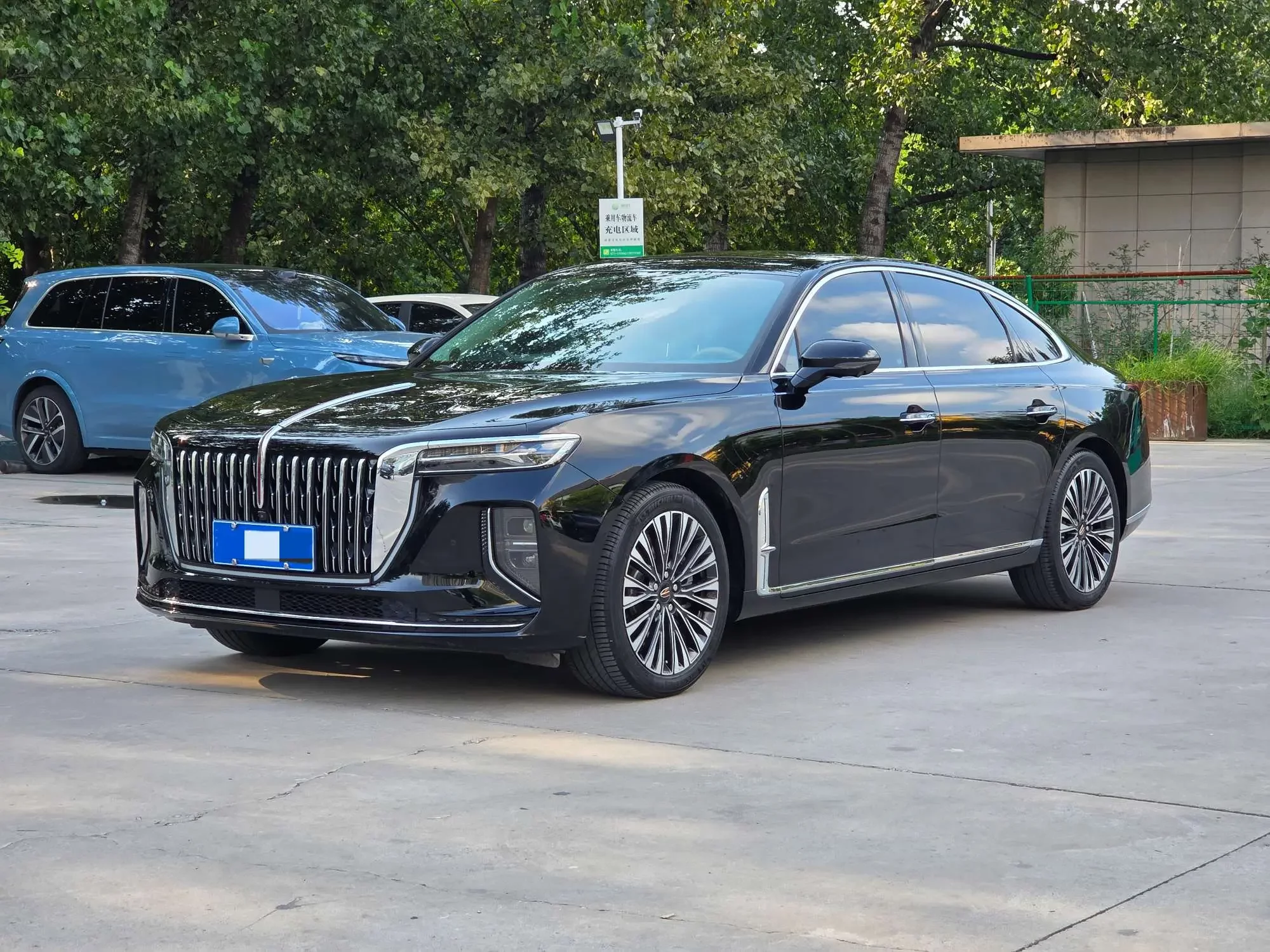 Hongqi H9 2025