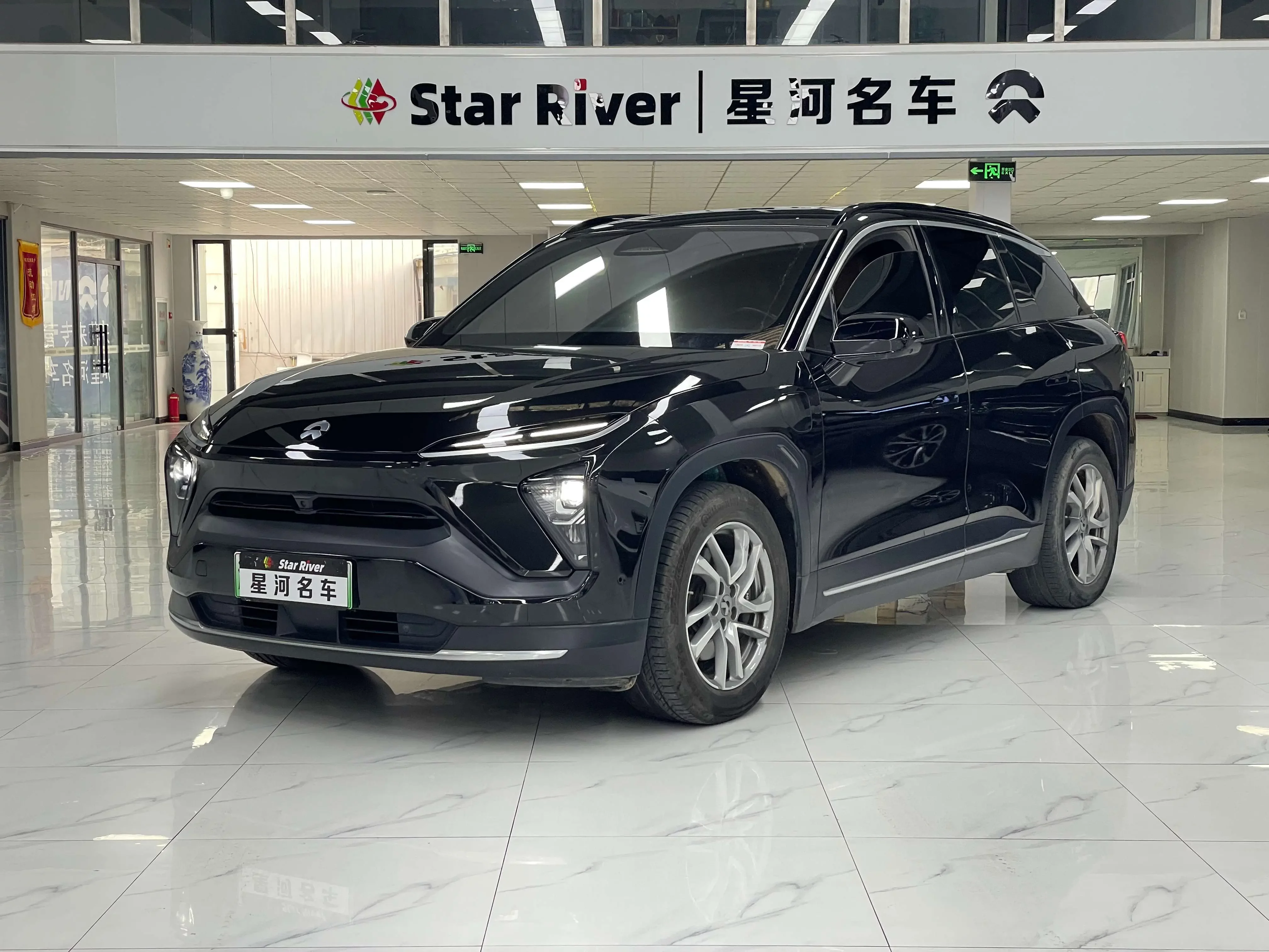 NIO ES6