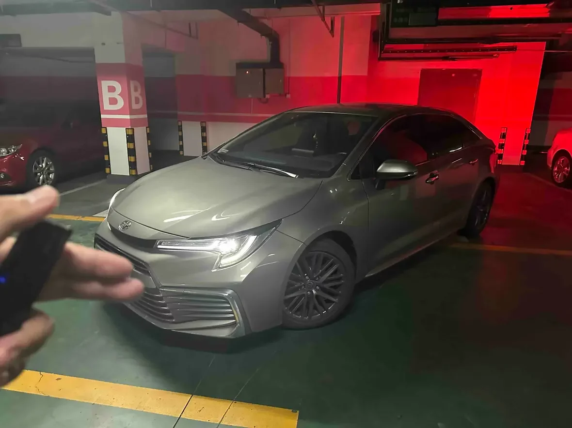 Toyota Levin (Ling Shang)  из Китая