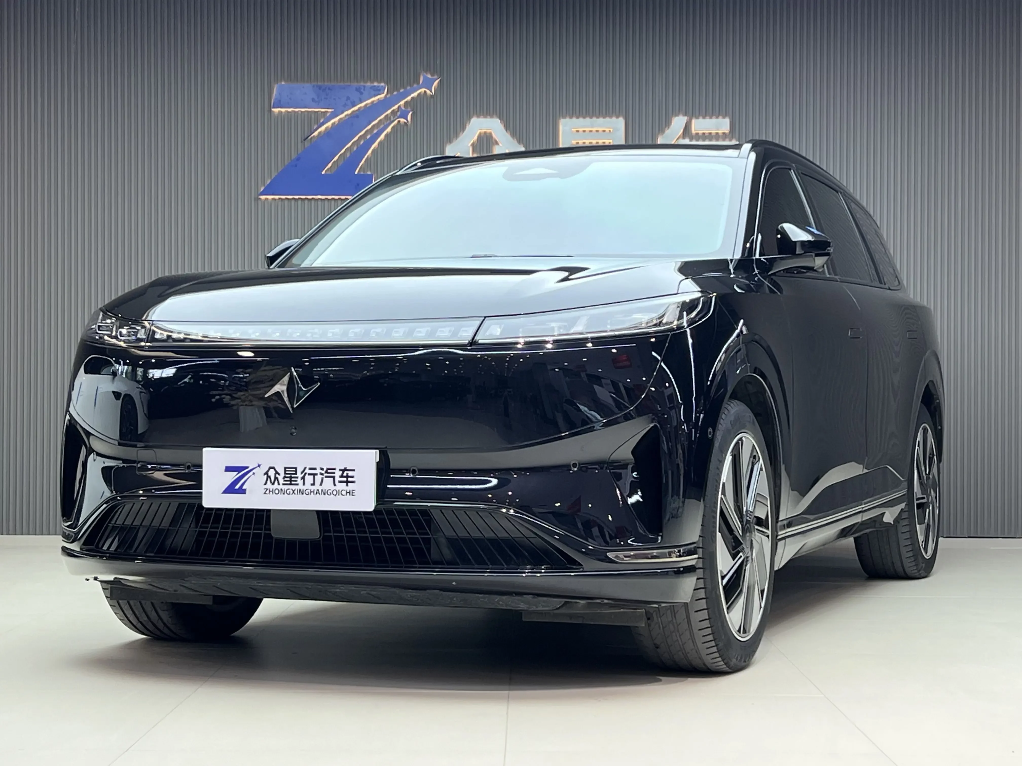 Dongfeng Yipai 008
