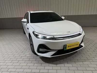 Geely Galaxy A7 EM