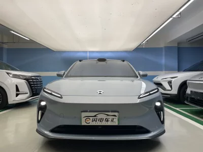 NIO ET5
