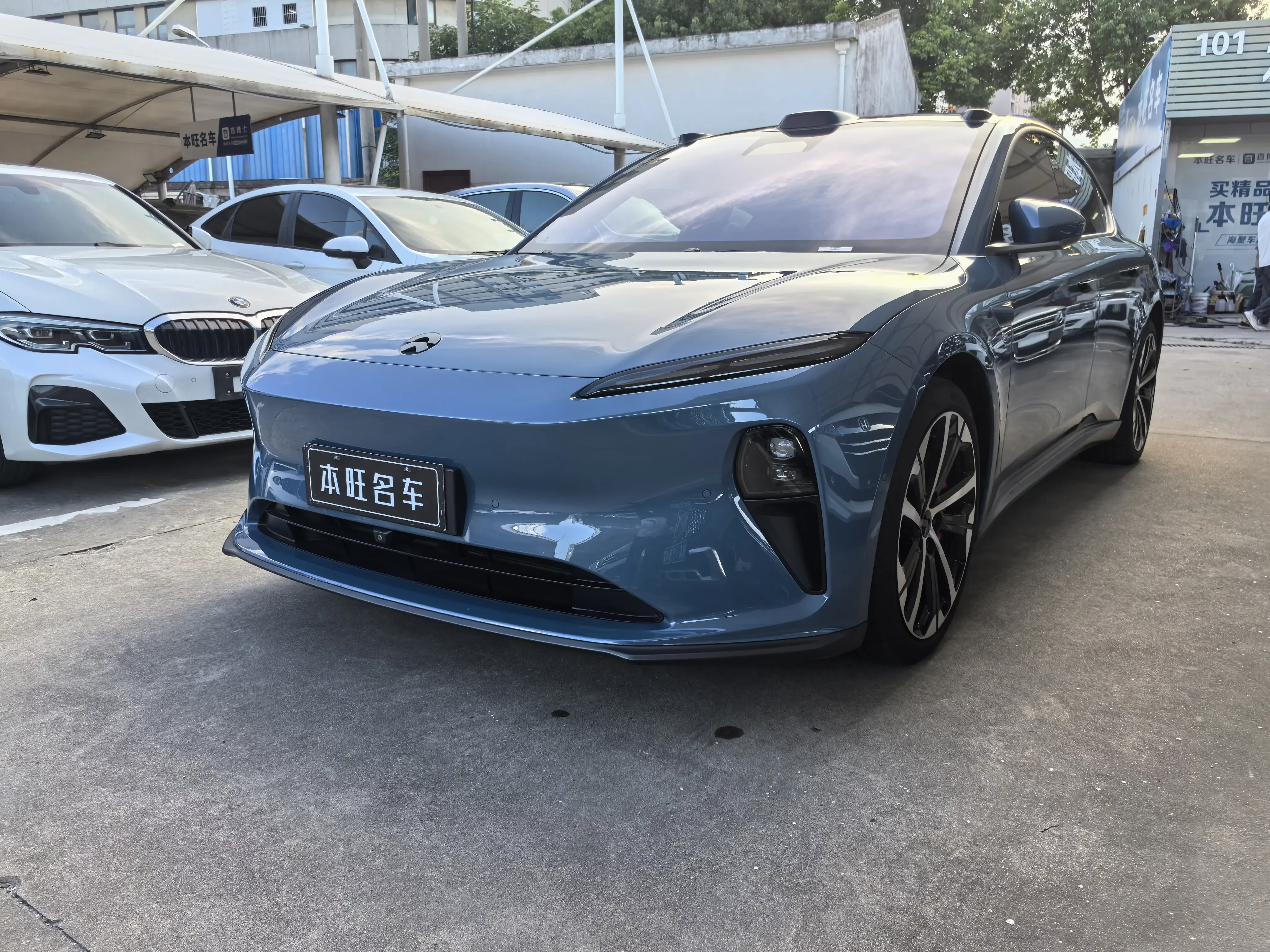 NIO ET5T