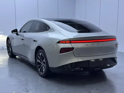 XPeng P7