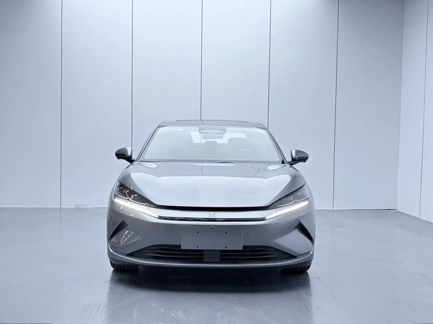 BYD Qin L EV