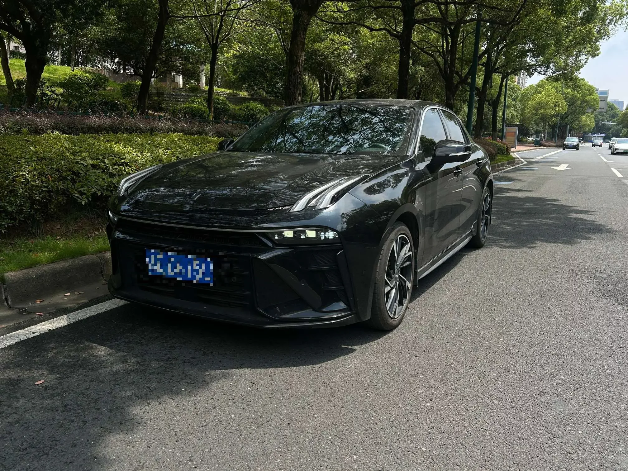 Lynk & Co 03