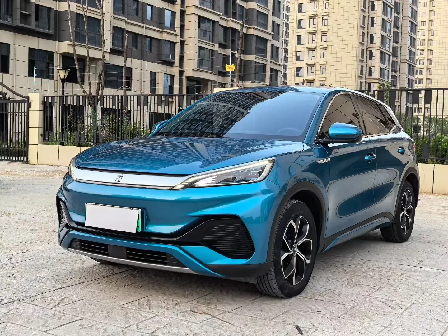 BYD Yuan PLUS  из Китая