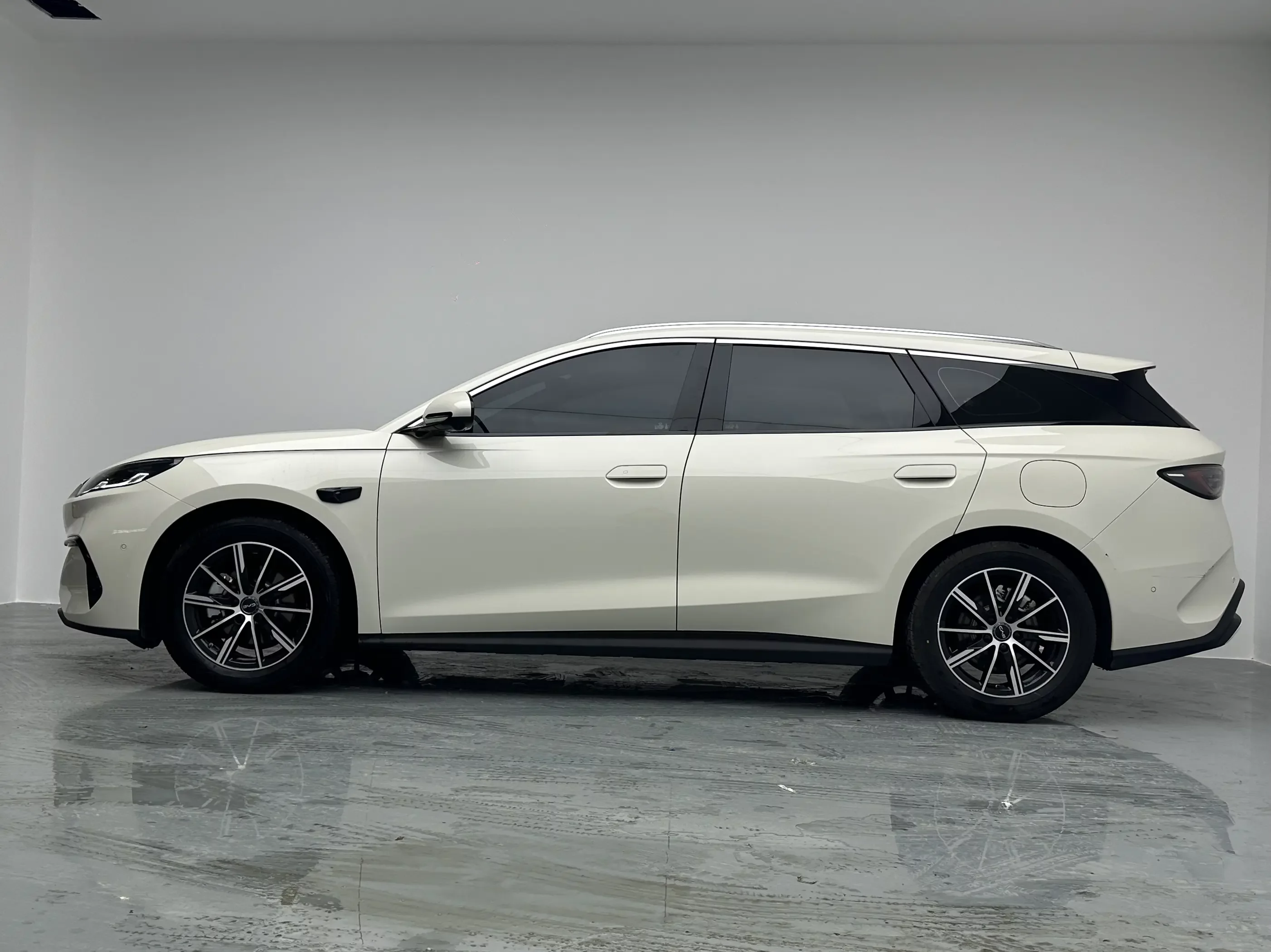 BYD Seal 06DM Travel Edition