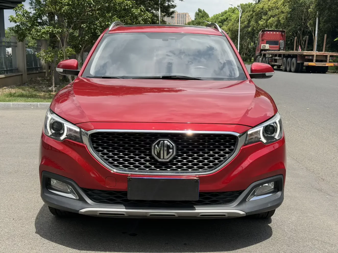 MG ZS  из Китая