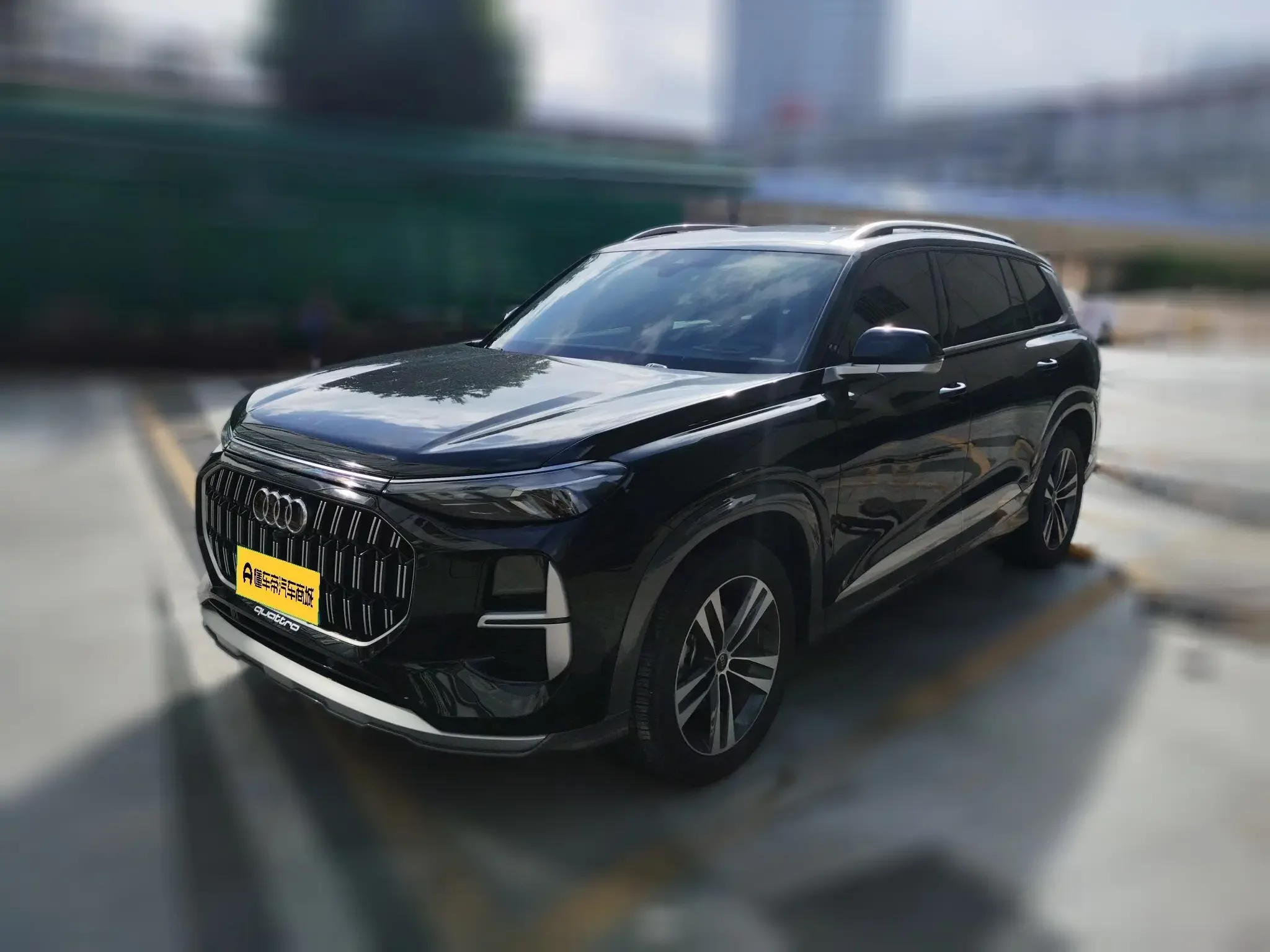 Audi Q6  из Китая