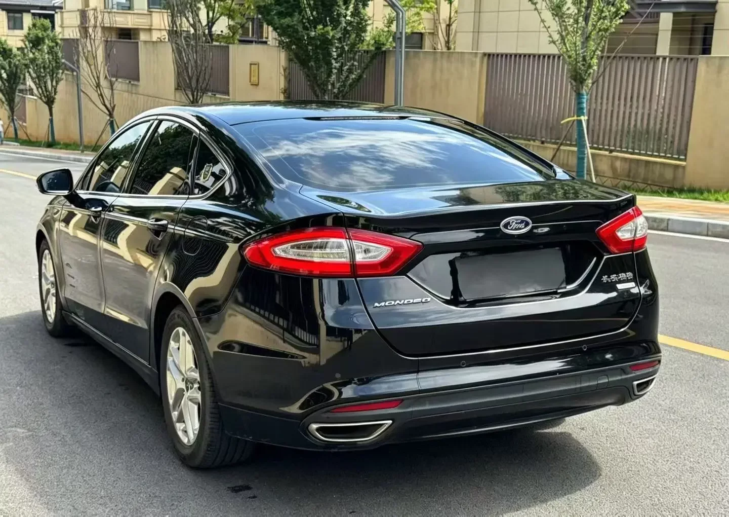 Ford Mondeo
