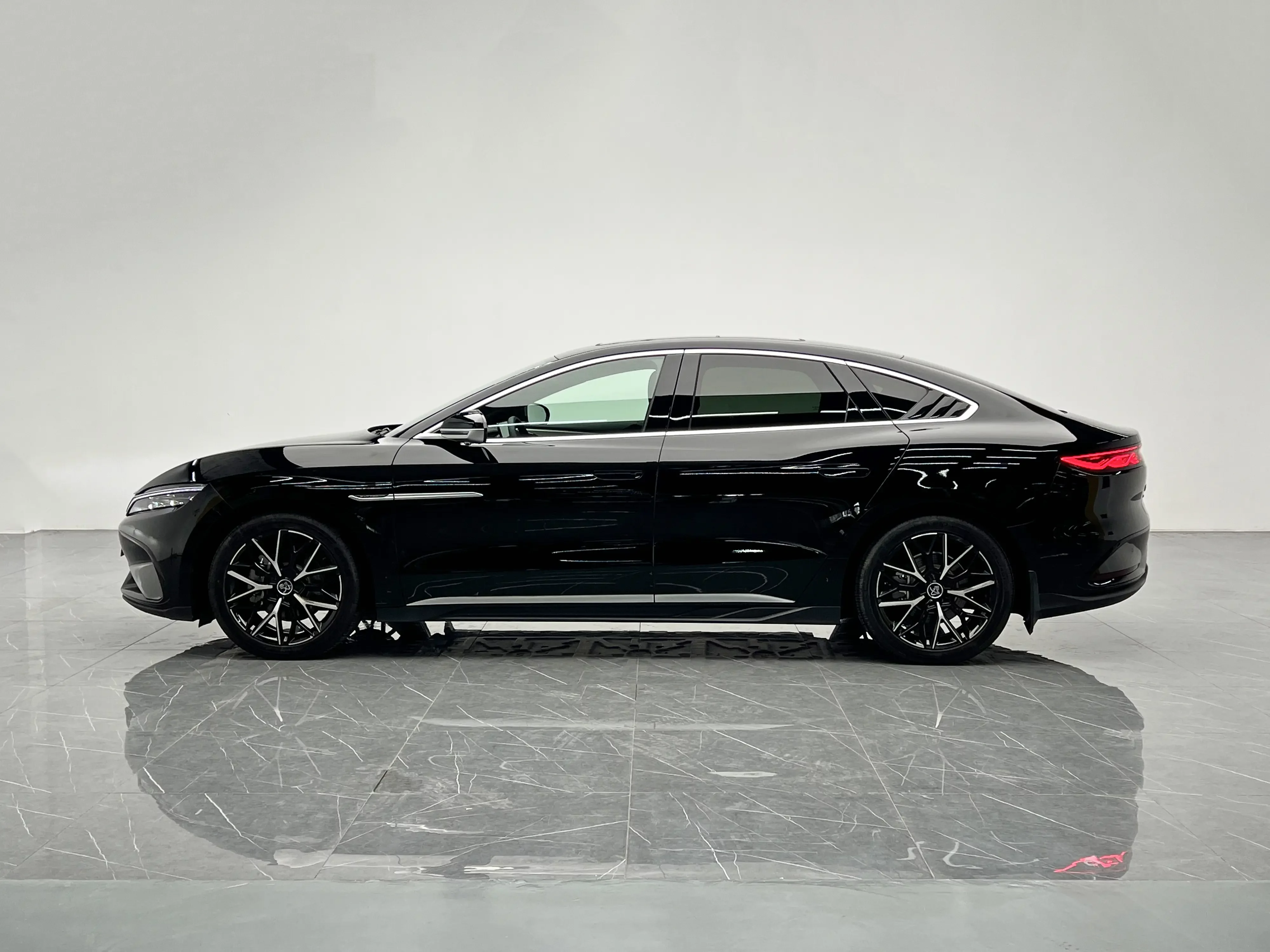 BYD Han EV