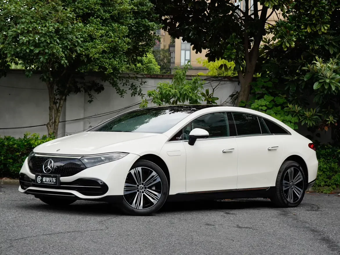 Mercedes-Benz EQS  из Китая