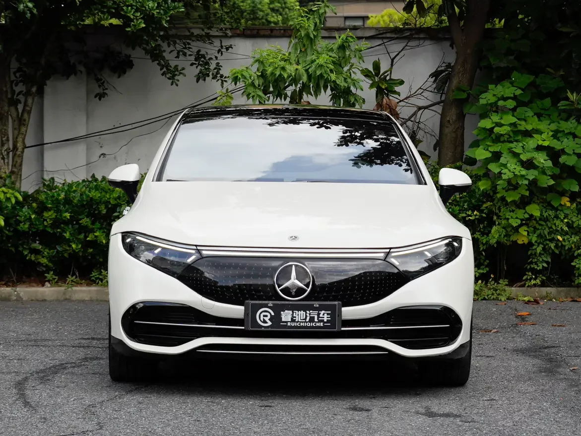 Mercedes-Benz EQS  из Китая