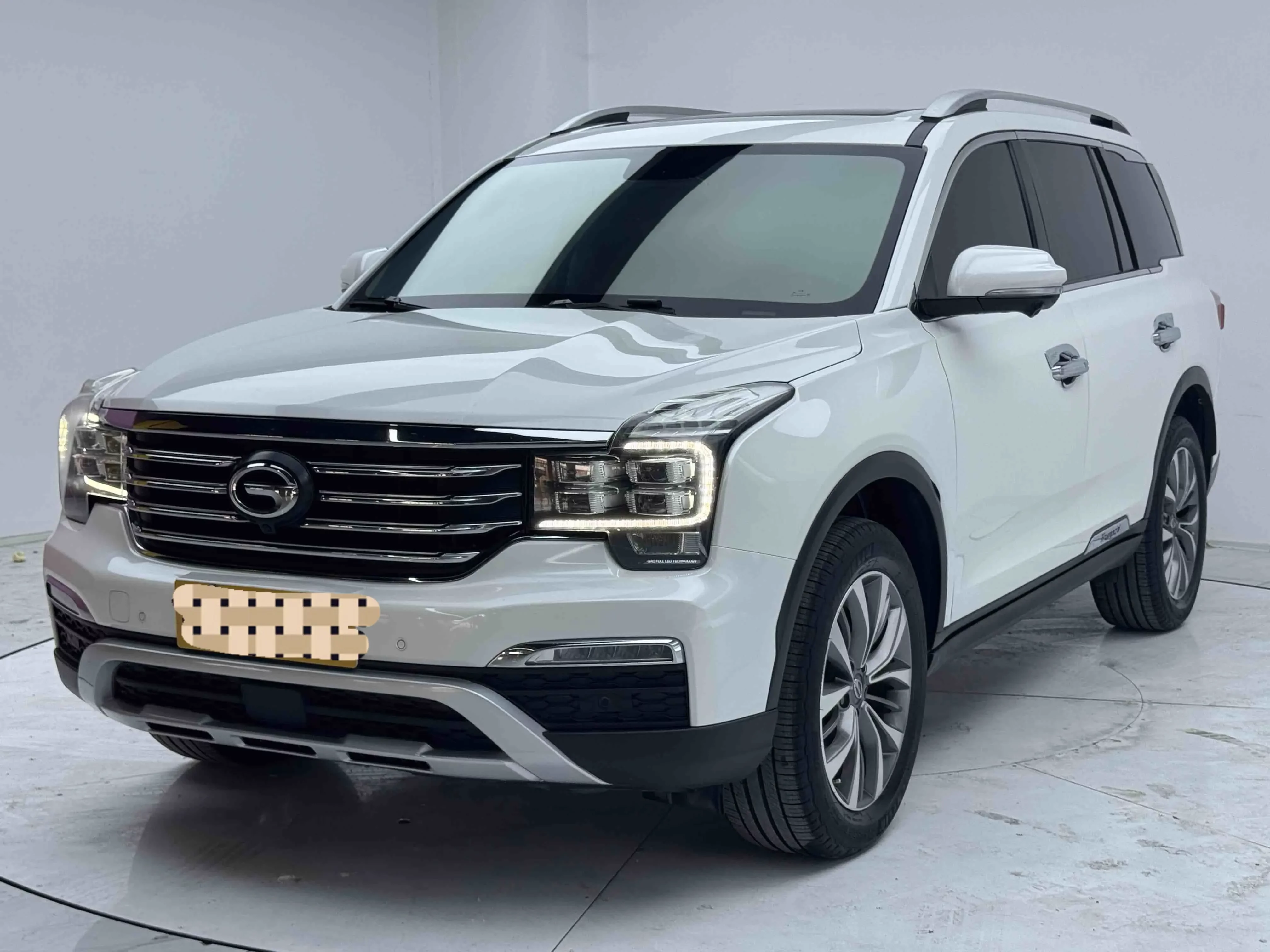 GAC Trumpchi GS8  из Китая