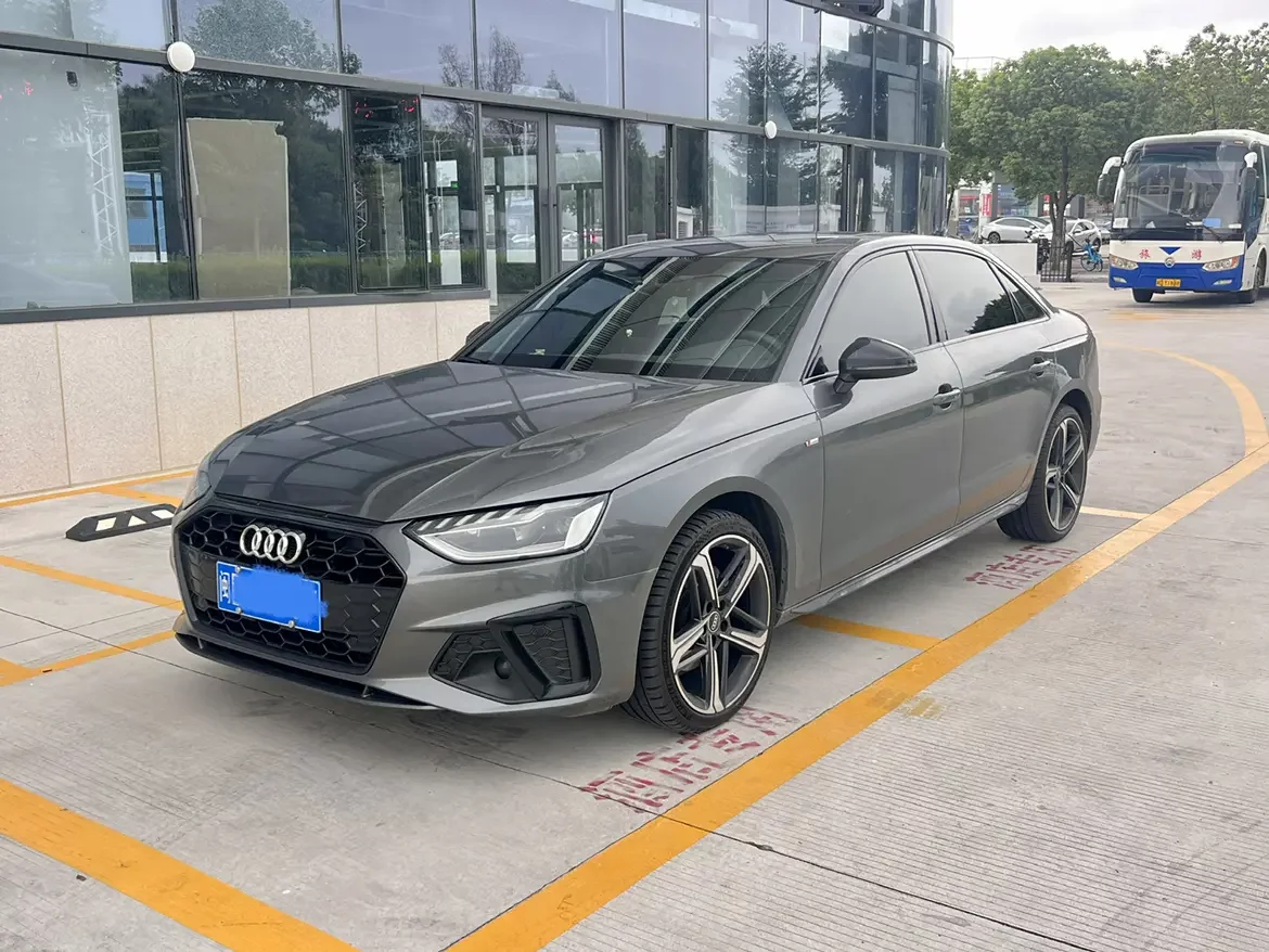 Audi A4L 2024