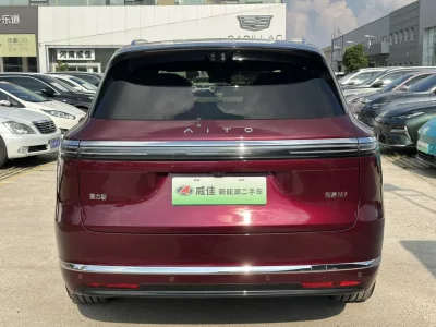 AITO M7
