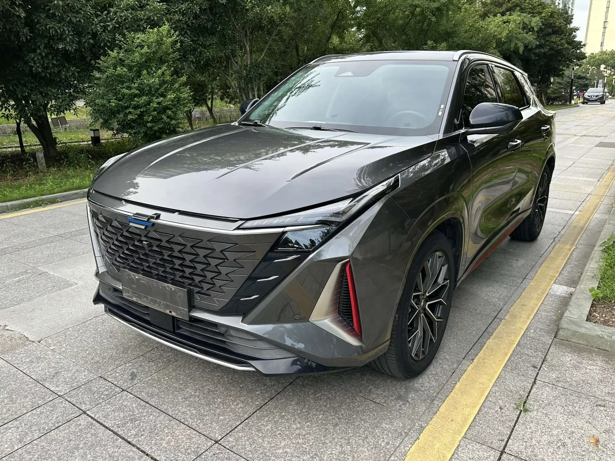Oshan Changan Auchan Z6