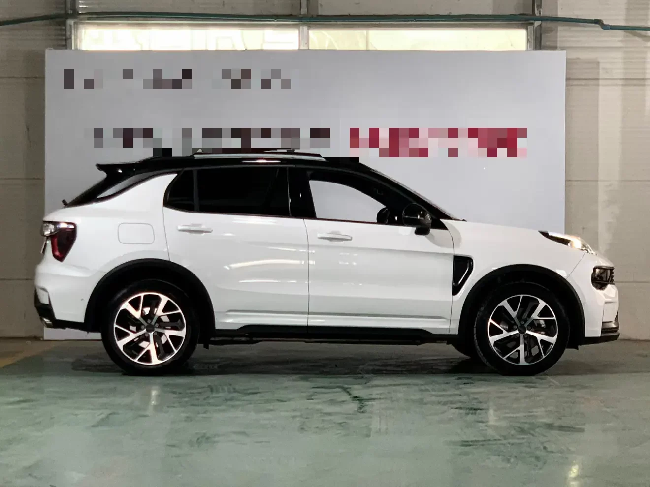 Lynk & Co 01