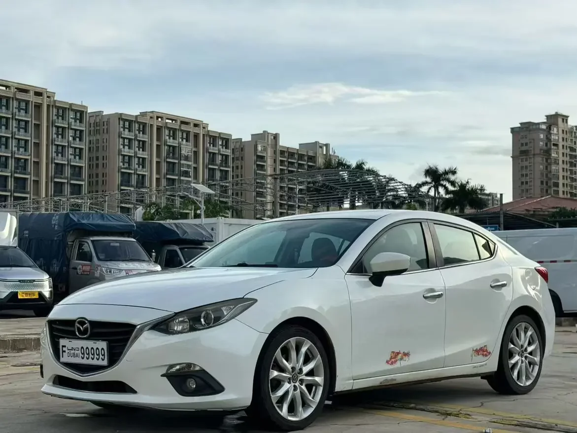 Mazda Axela