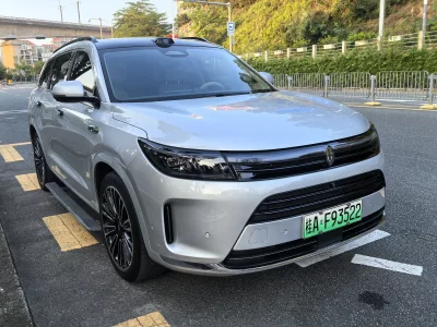 AITO M7