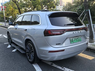 AITO M7