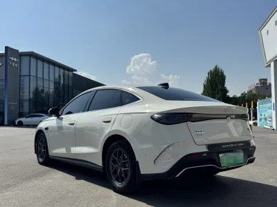 BYD Seal 06DM