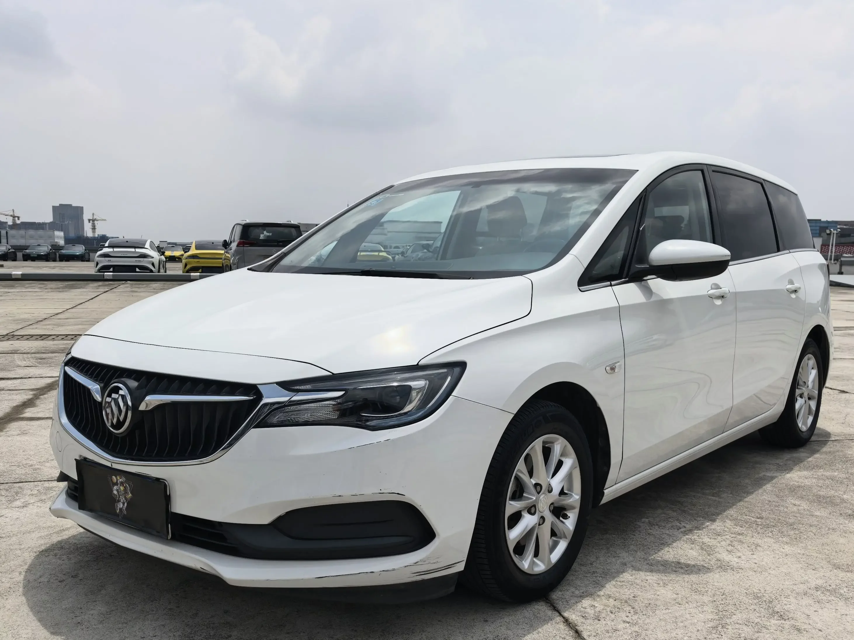 Buick GL6