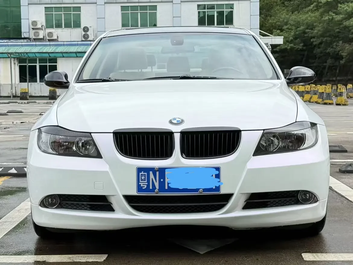 BMW 3 Series  из Китая