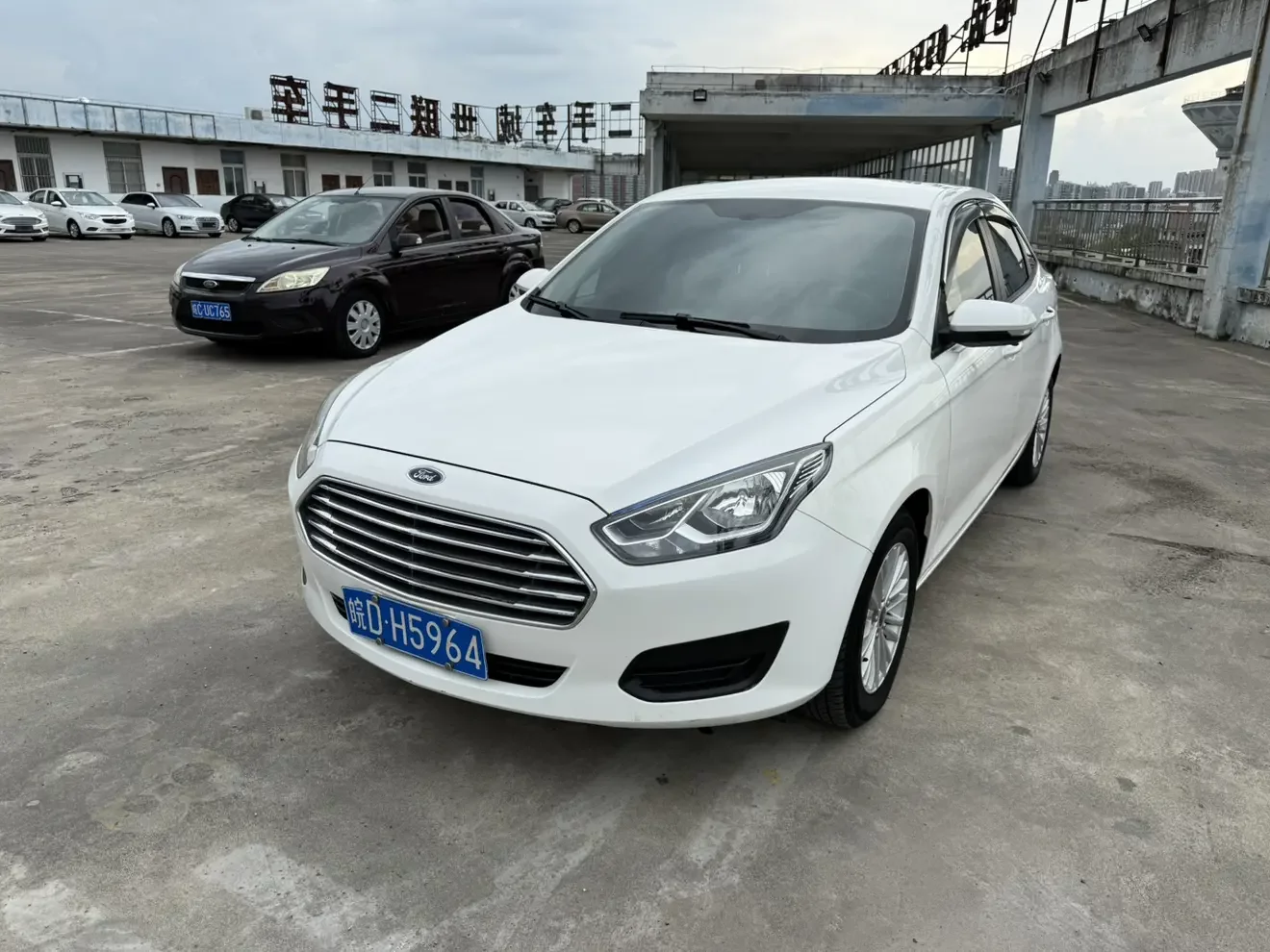 Ford Forrest  из Китая