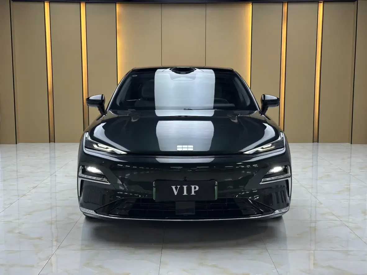 Geely Galaxy Star 8 PHEV