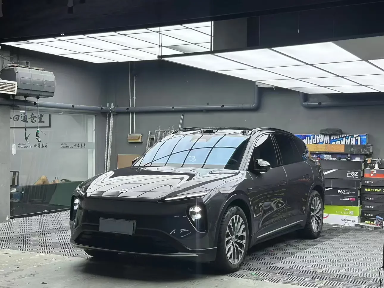 NIO ES6