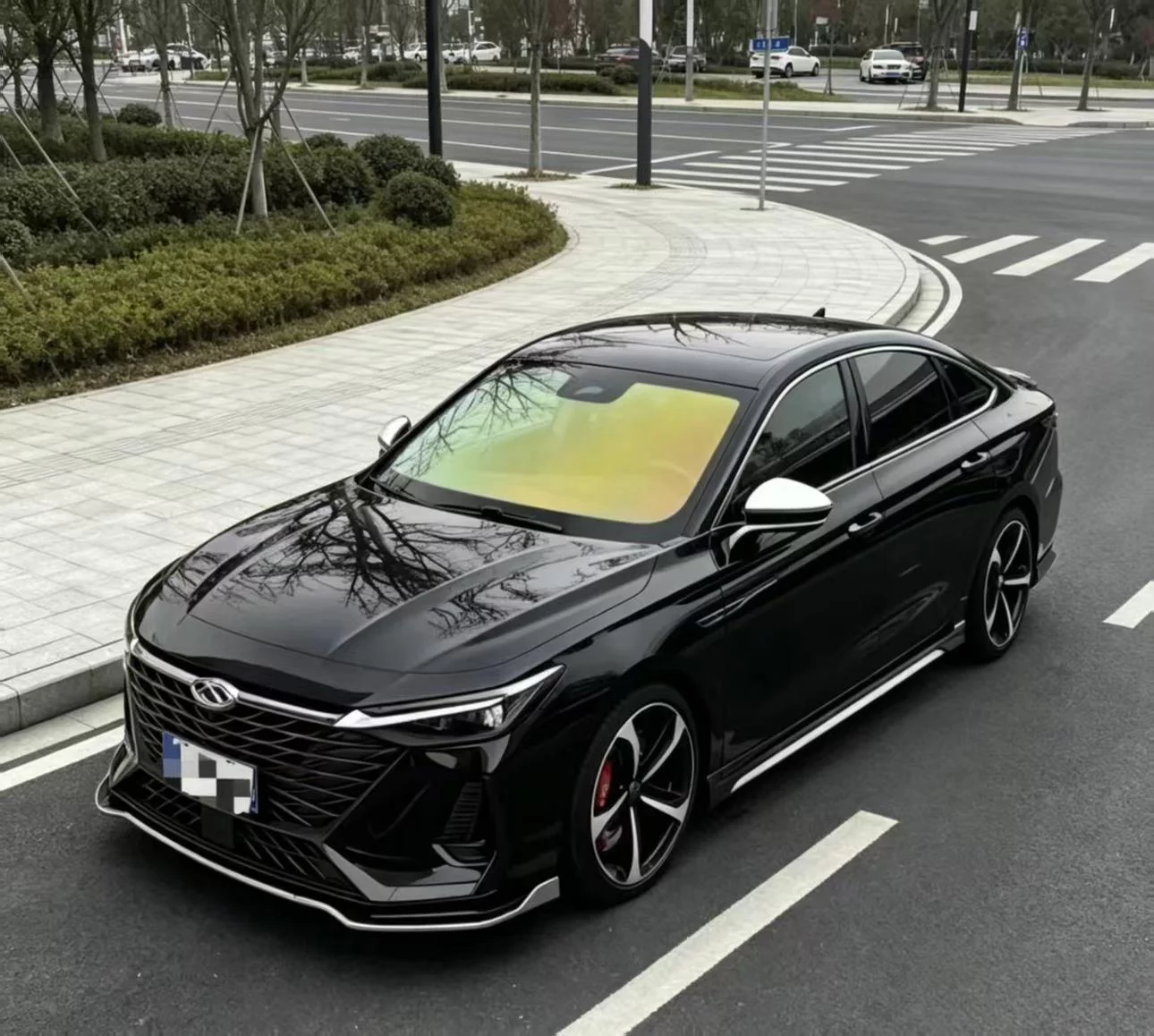 Chery Arrizo 8
