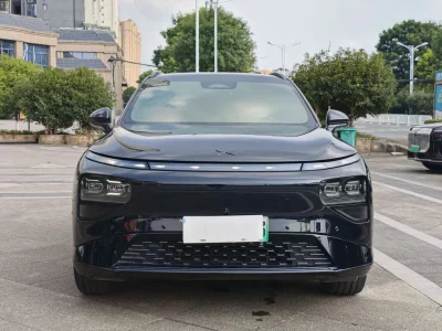 XPeng G9