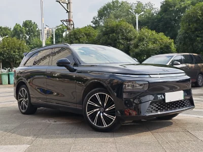 XPeng G9