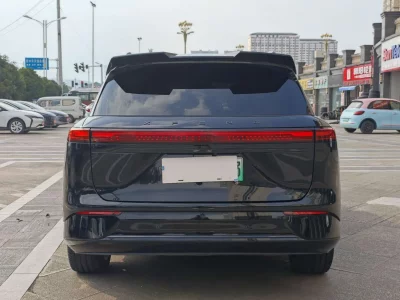 XPeng G9
