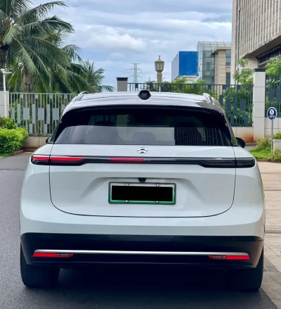 NIO ES6