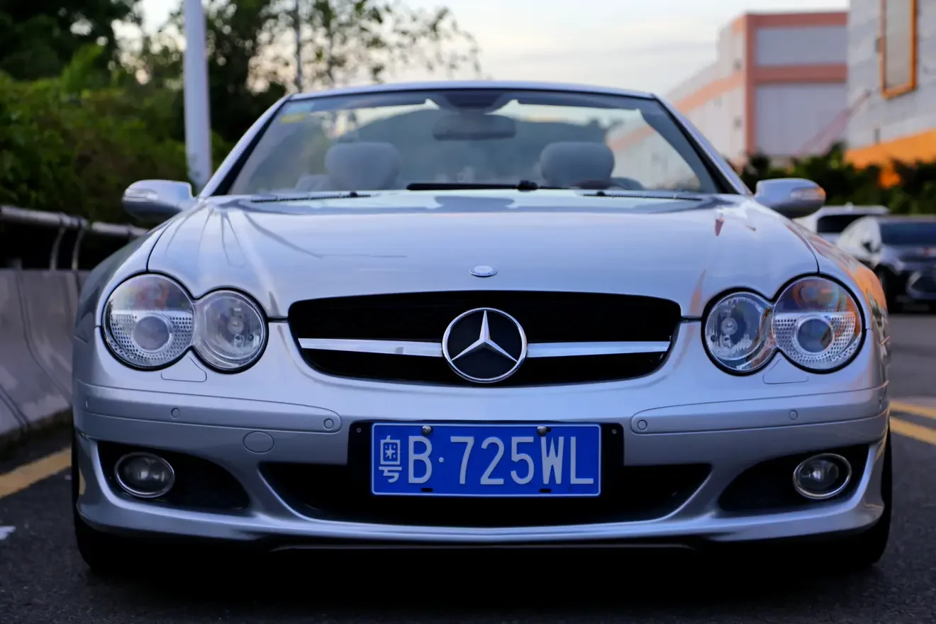 Mercedes-Benz SL Class