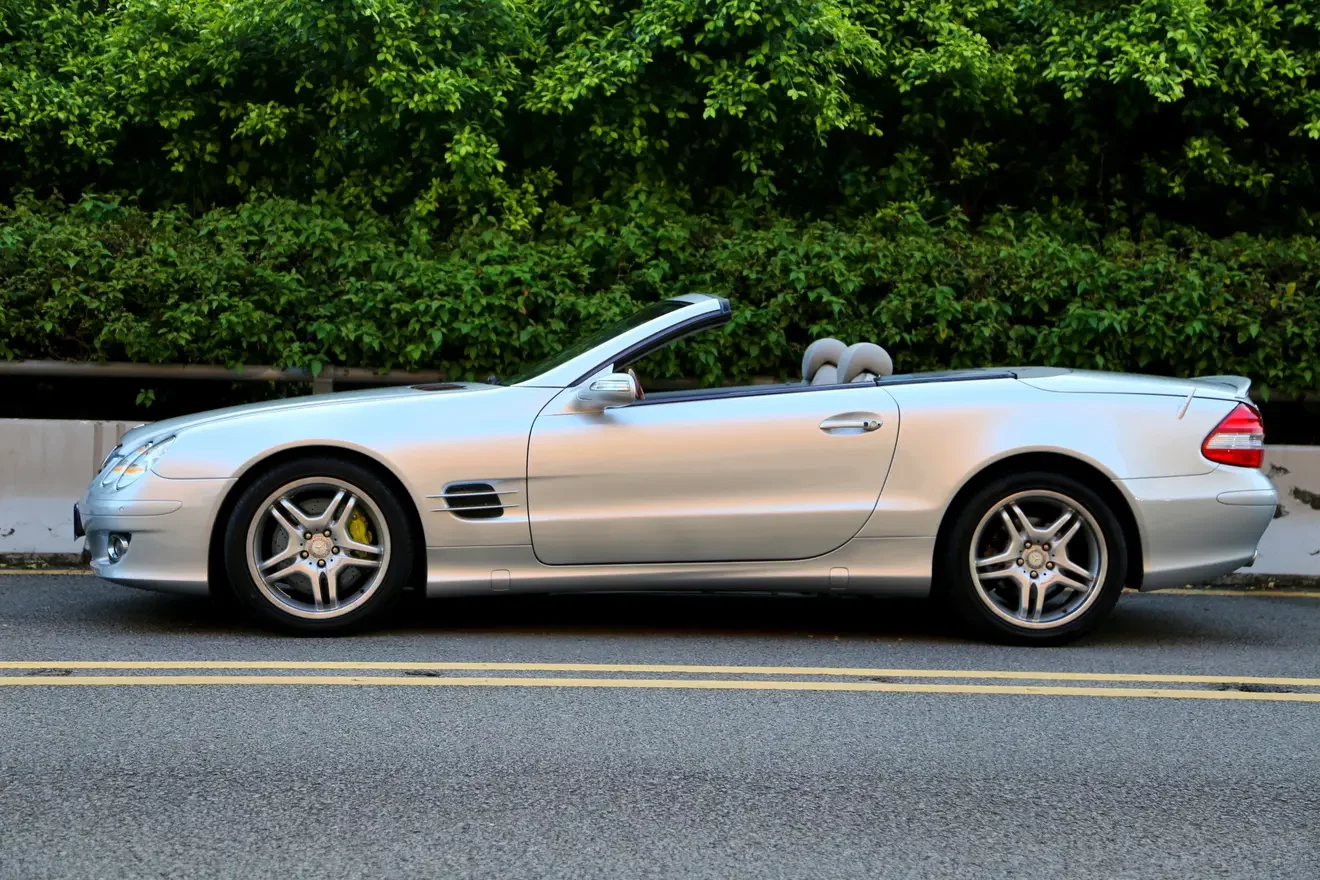 Mercedes-Benz SL Class