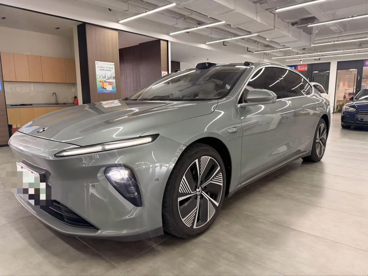 NIO ET7