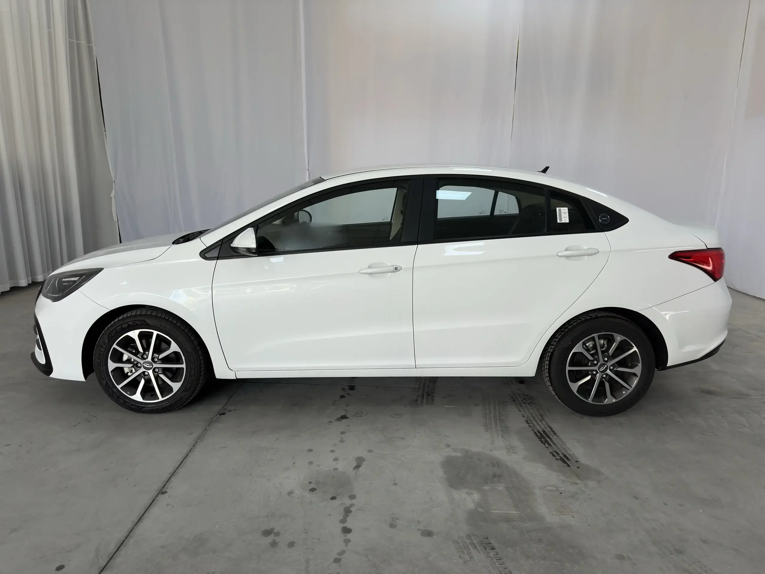 Chery Arrizo 5